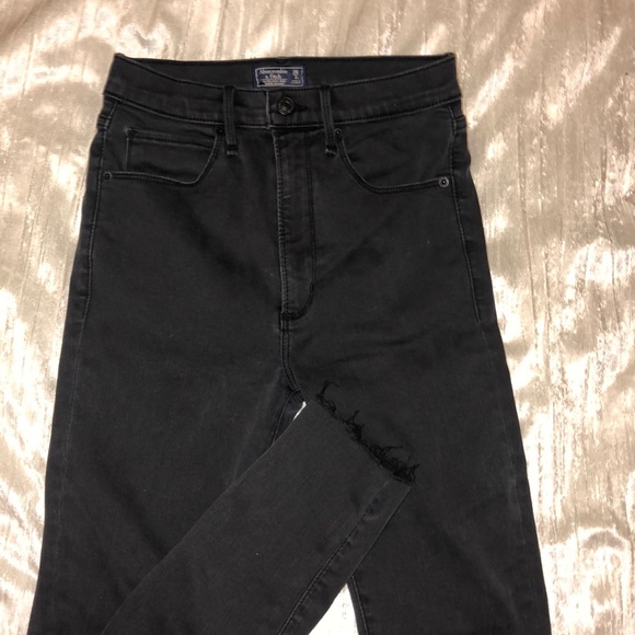 Abercrombie & Fitch Ultra High Rose Skinny Jean - Picture 1 of 3